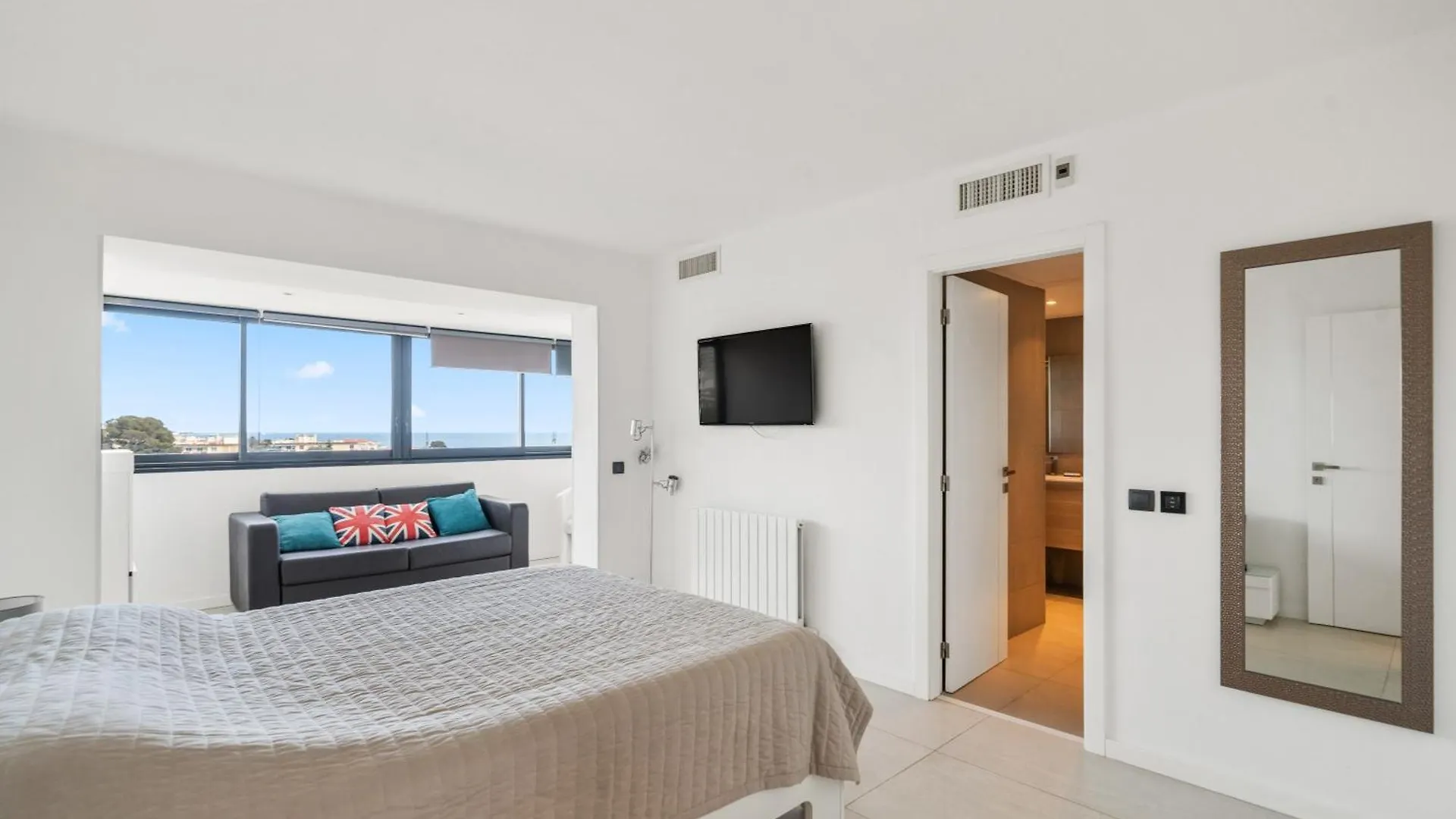 Apartment 5 Bedroom Cannes Penthouse - Ocean View